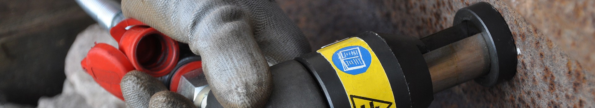 Installation des Schienenkontaktes