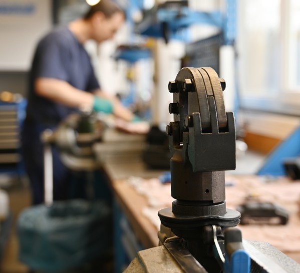Vertrouw uw gereedschap toe aan deskundige reparateurs